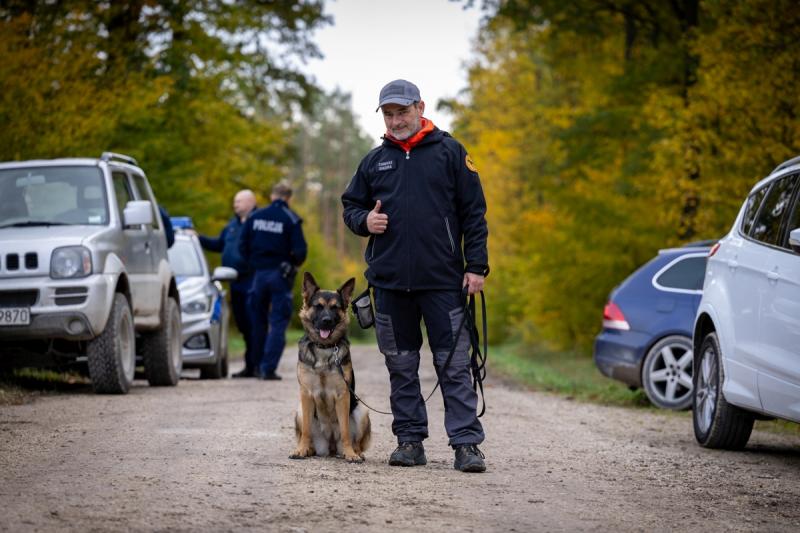 Ponidzia�ski M�yn 2026. Zaginione kobiety, ranna osoba i trudny teren. Foto: 43695_ponidzianski_mlyn_2026_036.jpg 